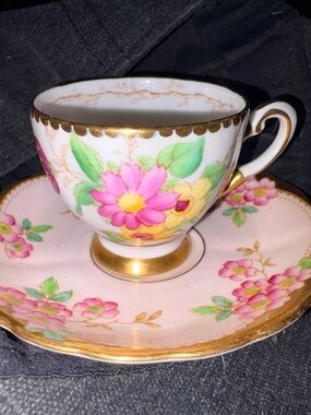 Tuscan Bone China VTG Alpine Flowers Tea Cup & Saucer Perfect Condition England